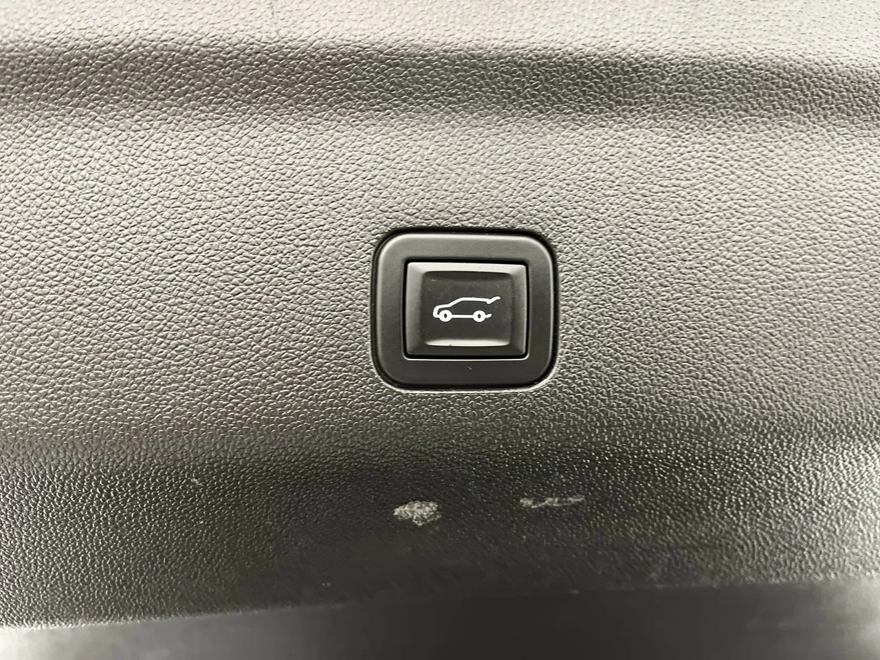 2025 Cadillac Escalade ESV Sport - Photo 38