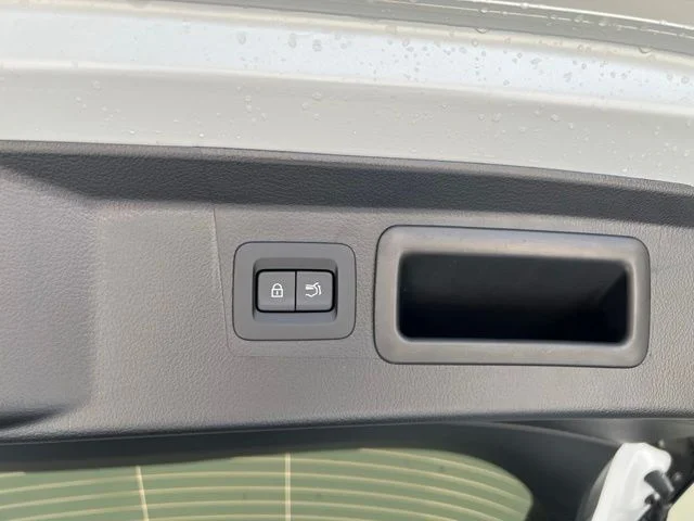 New 2026 Wind Chill Pearl Mazda 2.5 S Preferred AWD image 39