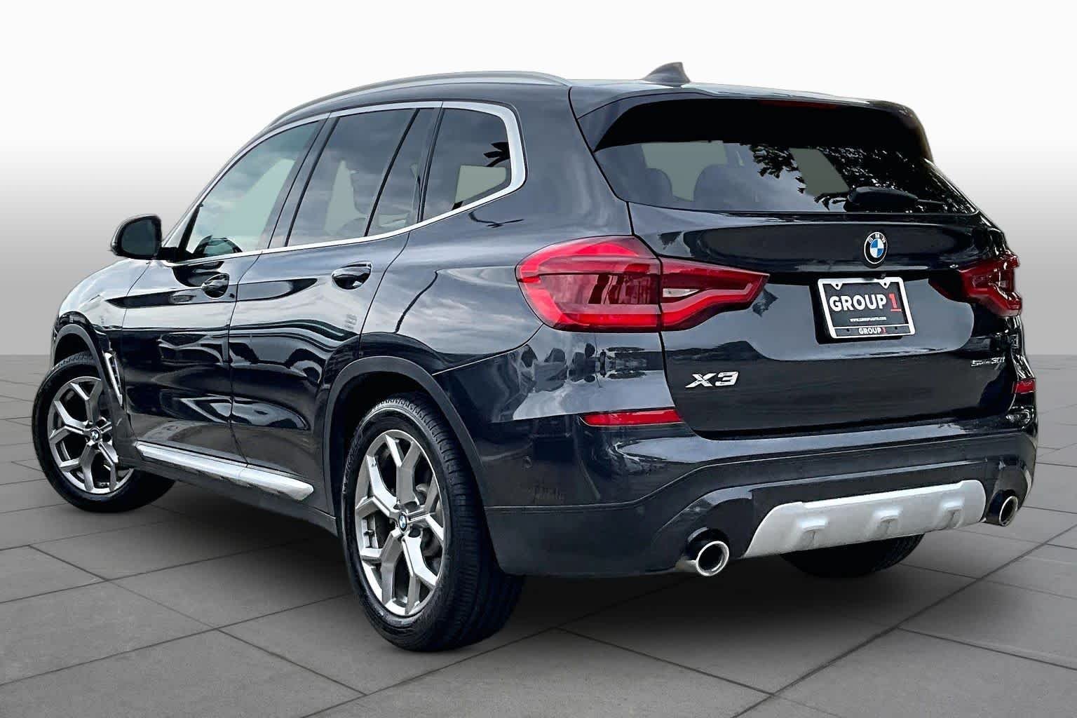 Used 2020 Dark Graphite Metallic BMW sDrive30i image 12