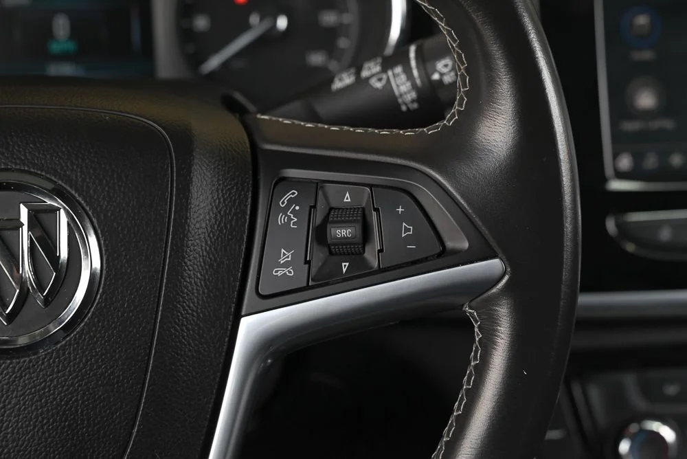 Used 2022 White Buick Preferred image 22