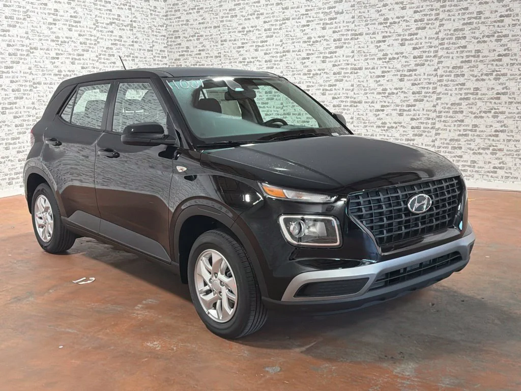 New 2026 Onyx Black Hyundai SE image 1