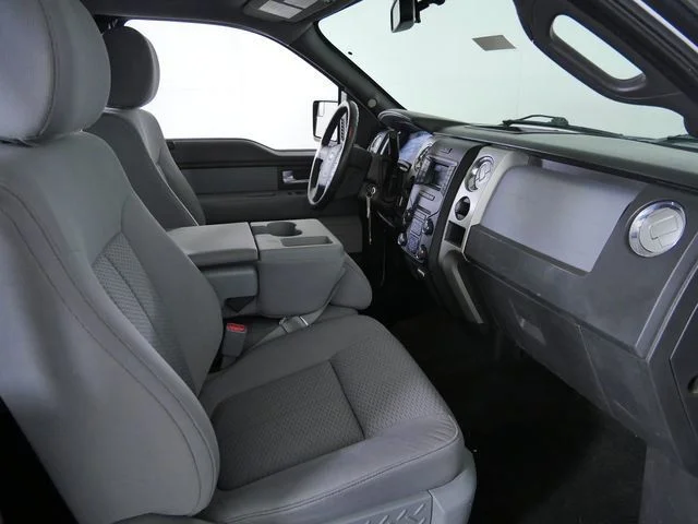 Used 2013 White Ford XLT image 12
