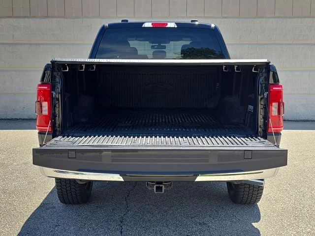 Used 2021 Agate Black Metallic Ford XLT image 34