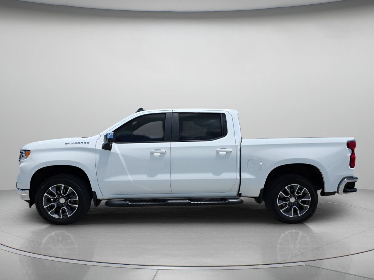 Used 2022 Summit White Chevrolet LT image 5