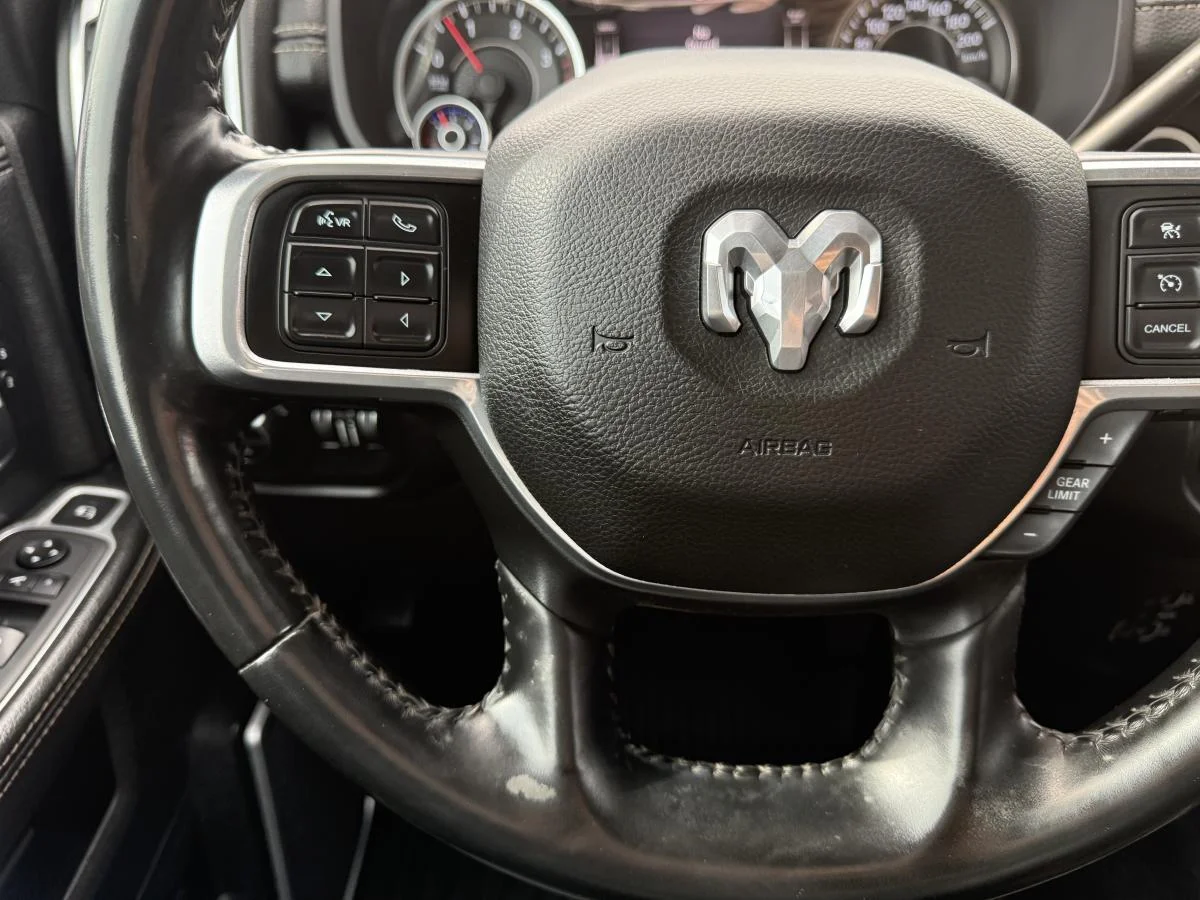 Used 2021 White RAM Laramie Crew Cab Swb image 28