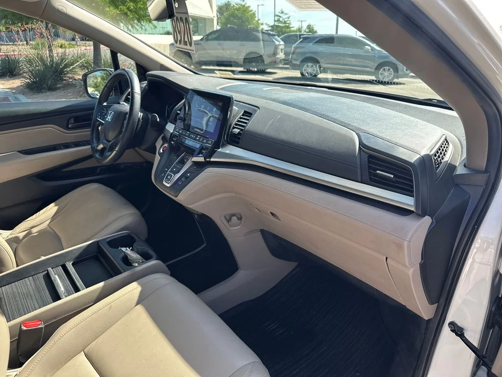 Used 2019  Honda EX-L image 40