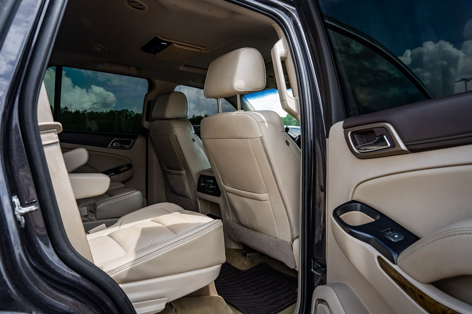 Certified Used 2017 Silver GMC Denali image 13