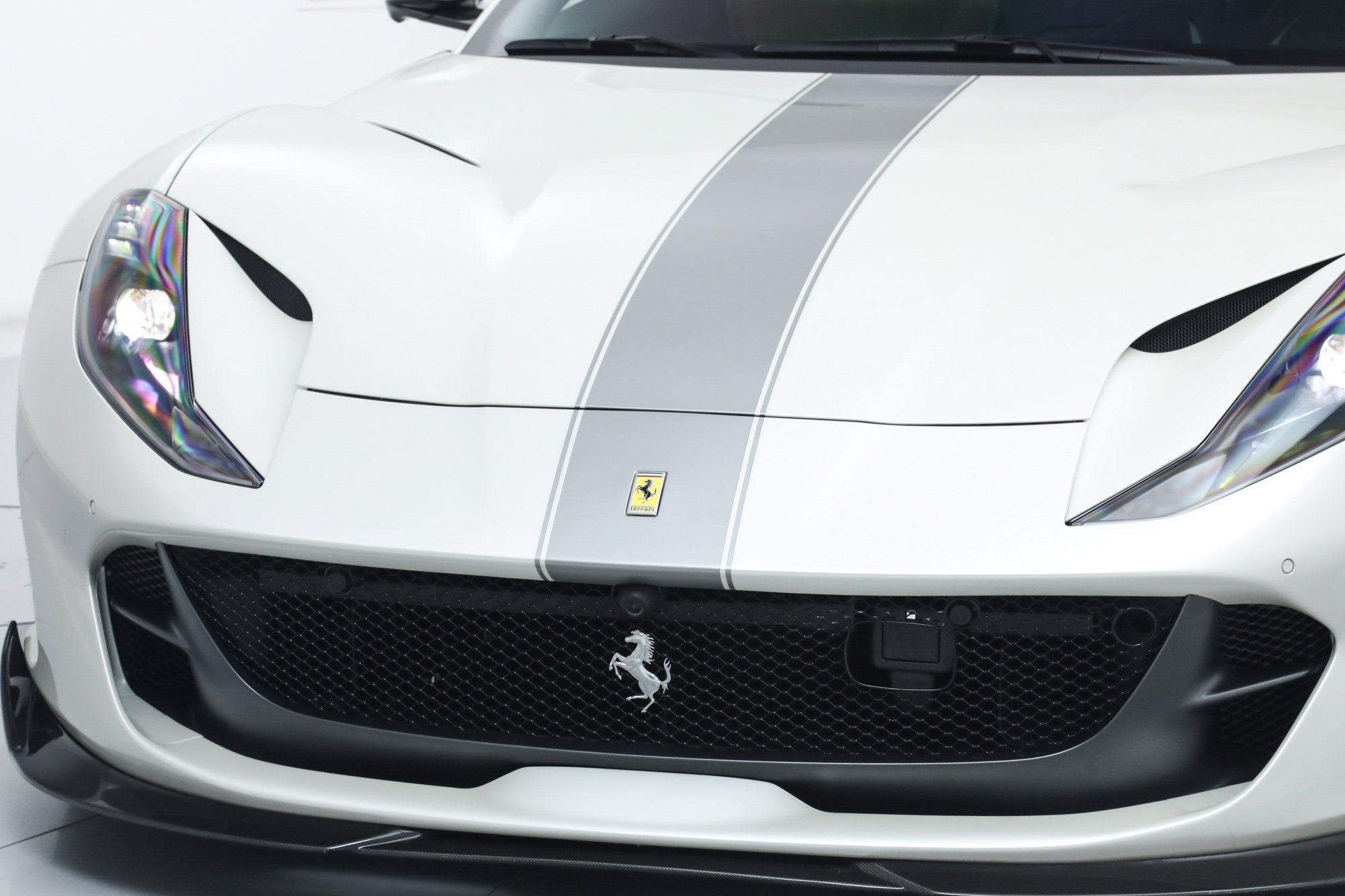 Certified Used 2022 Bianco Fuji Ferrari  image 16