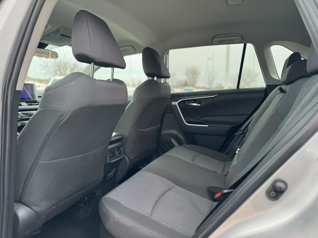 Used 2025 Silver Sky Metallic Toyota XLE image 13