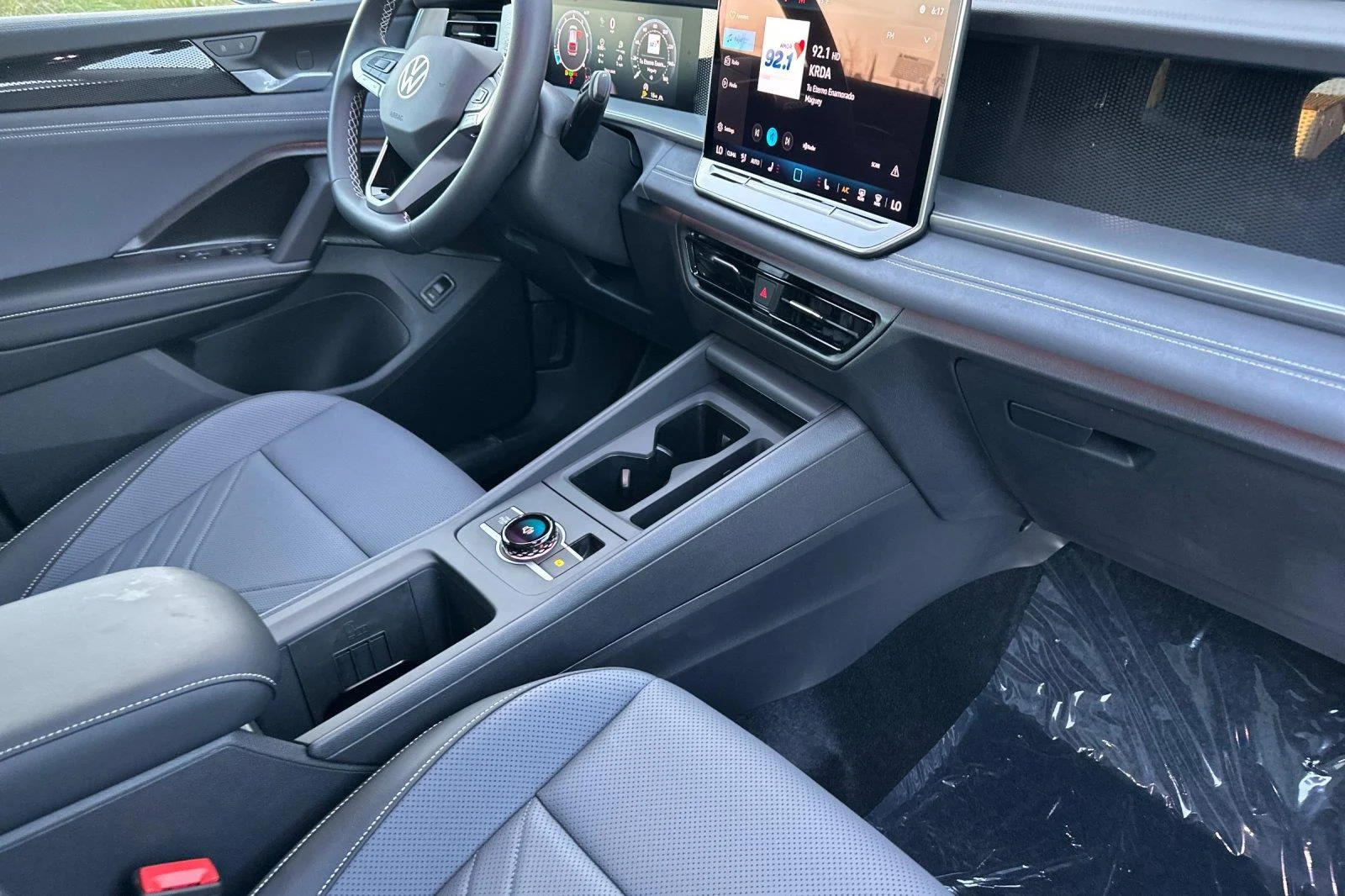 New 2026 Monterey Blue Pearl Volkswagen SE image 16