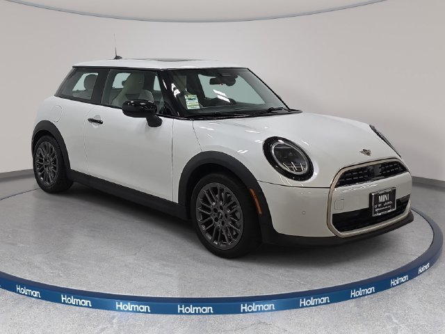 Used 2026 White MINI  image 4