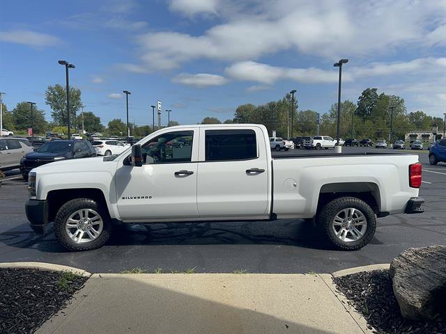 Used 2018 SUMMIT WHITE Chevrolet Work Truck image 4