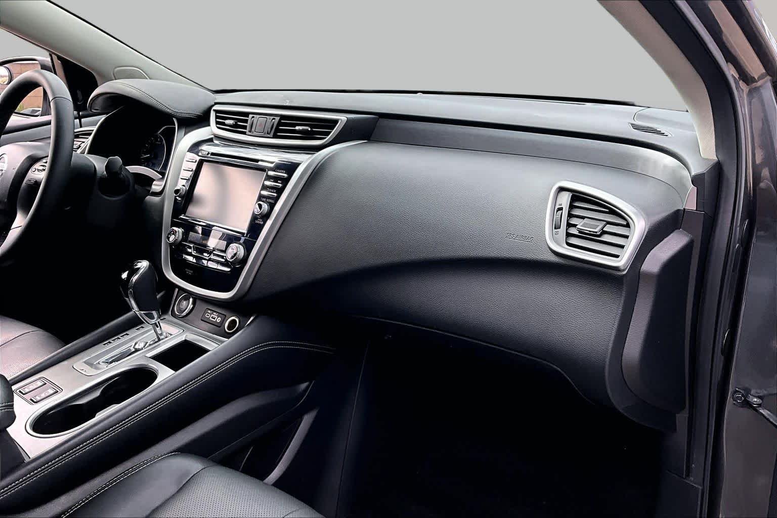 Used 2020 Gun Metallic Nissan SL image 19