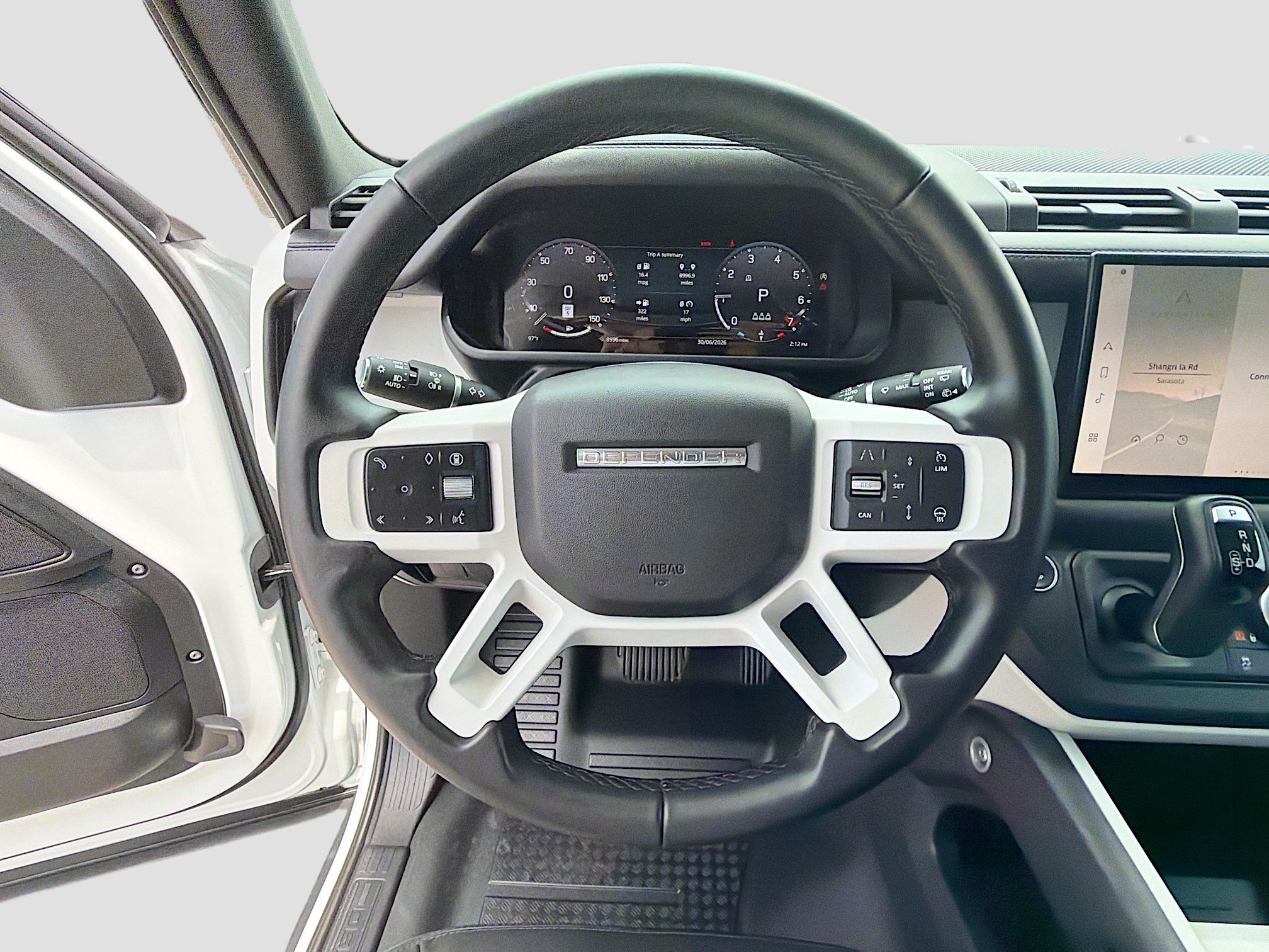 Certified Used 2025 Fuji White Land Rover S image 39