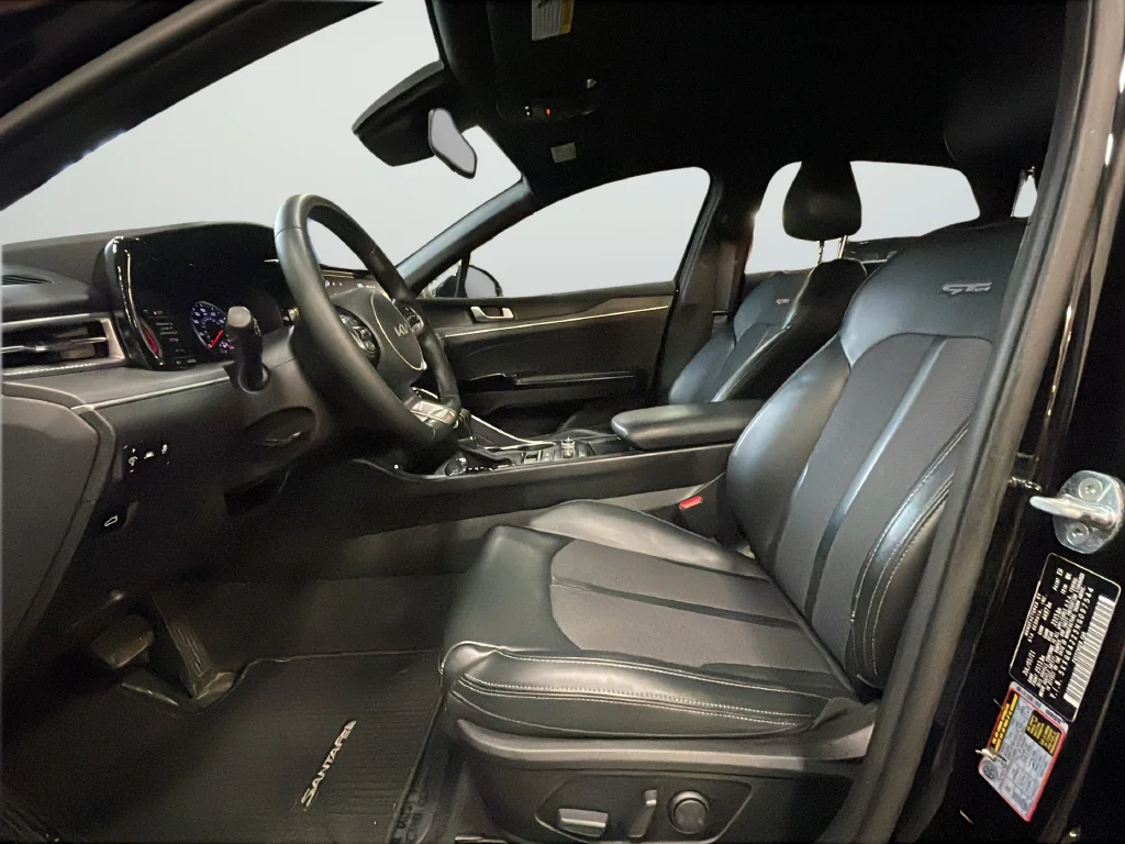 Used 2022 Black Kia GT-Line image 11