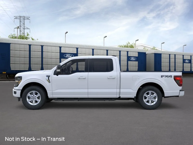 New 2026 Oxford White Ford XLT image 3