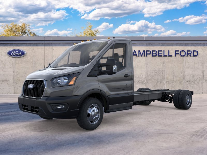 New 2026 Carbonized Gray Metallic Ford Cutaway image 22