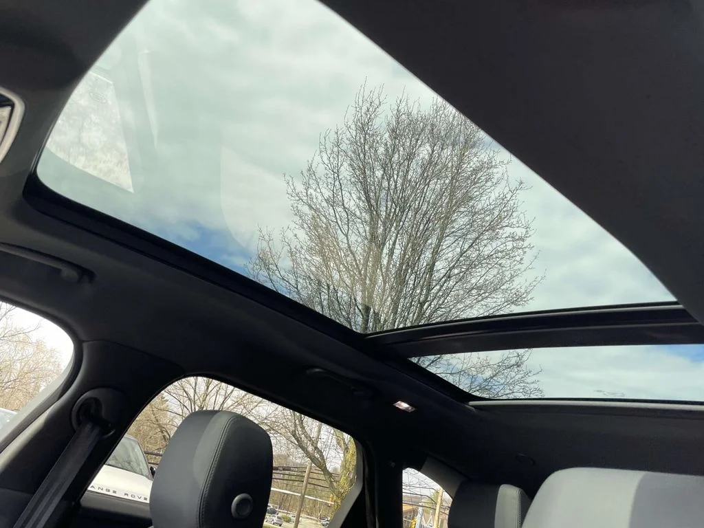 2025 Land Rover Range Rover Velar S - Photo 11