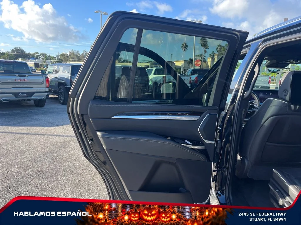 Used 2025 Black Raven Cadillac Premium Luxury image 29