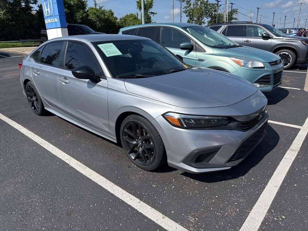 Used 2022  Honda Sport image 1
