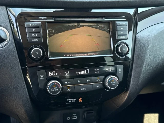 Used 2019 Gun Metallic Nissan SV image 18