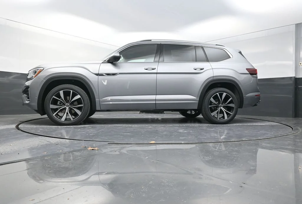 New 2026  Volkswagen 2.0T SEL Premium R-Line image 25