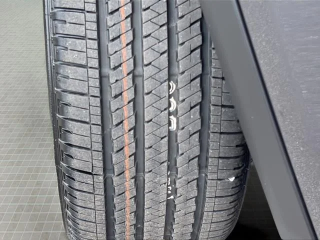 New 2025 Gray Jeep Limited image 12