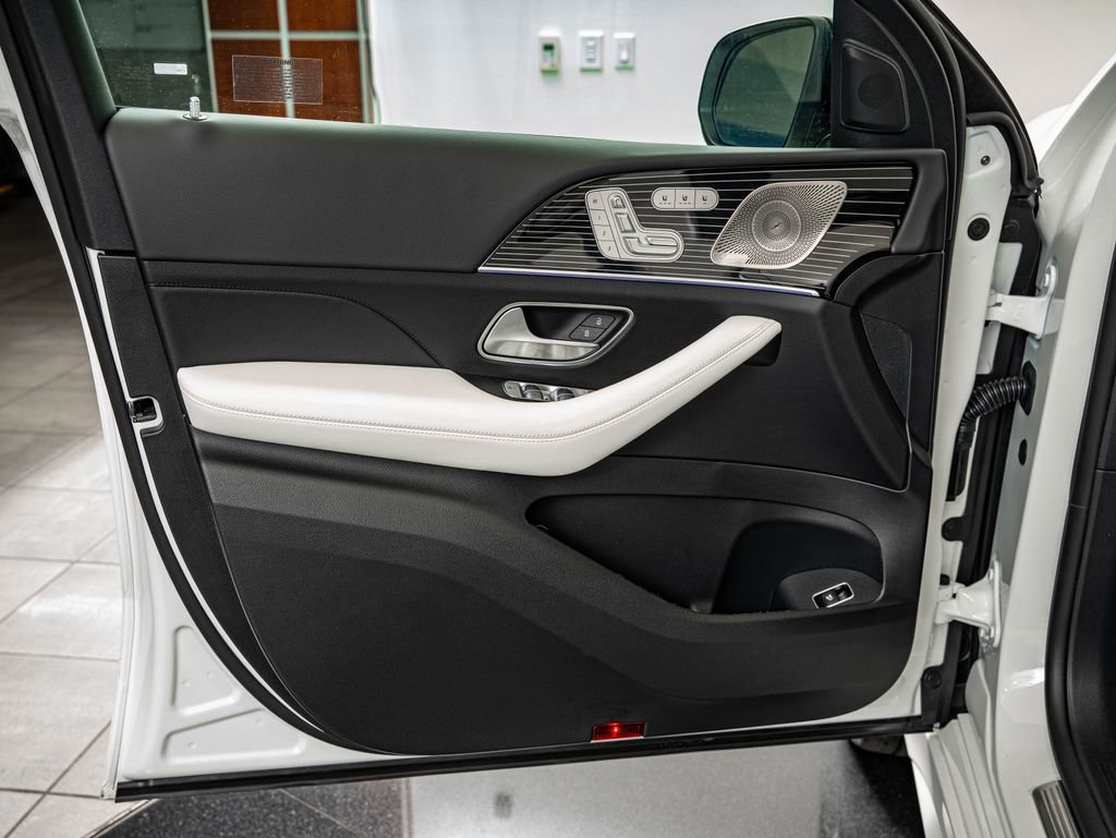 New 2026 Polar White Mercedes-Benz GLE 450 Coupe image 17