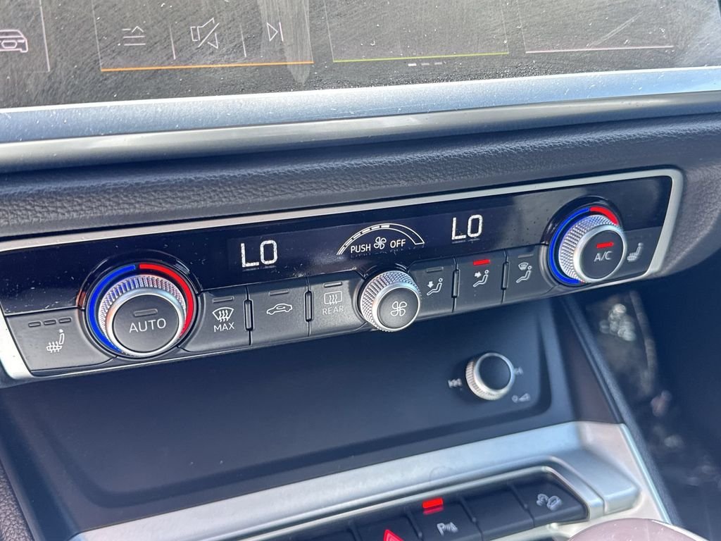 Used 2025  Audi Premium image 17