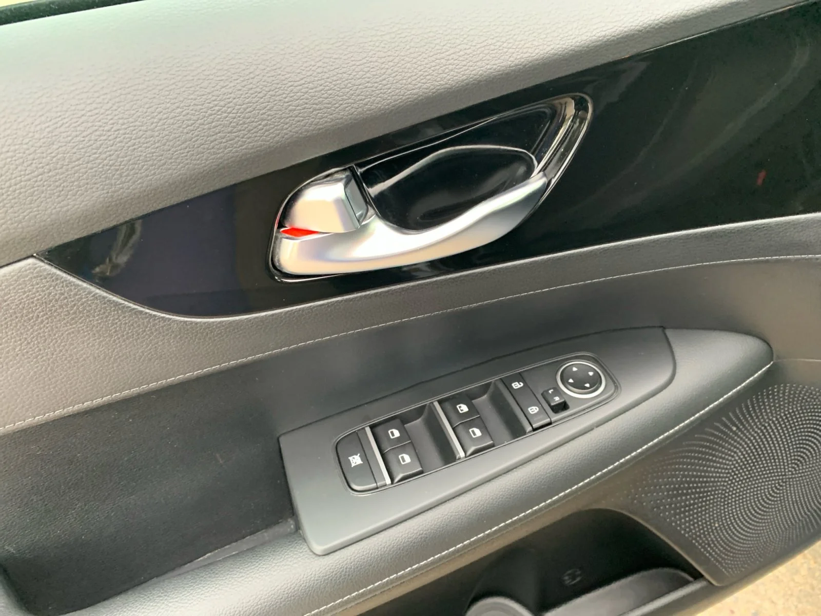 Used 2024 Gray Kia EX image 11