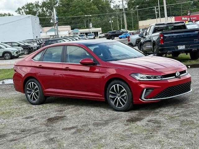 2025 Volkswagen Jetta SE - Photo 2