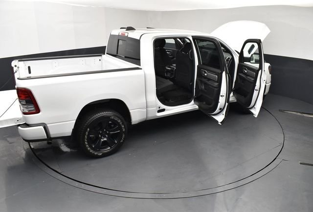 Used 2022 White Ram Big Horn/Lone Star image 30