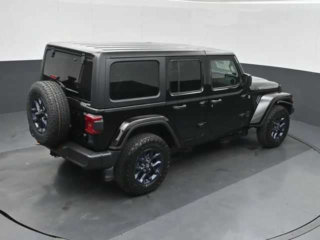 New 2026 Black Clear-Coat Exterior Paint Jeep 85th Anniversary Edition image 32