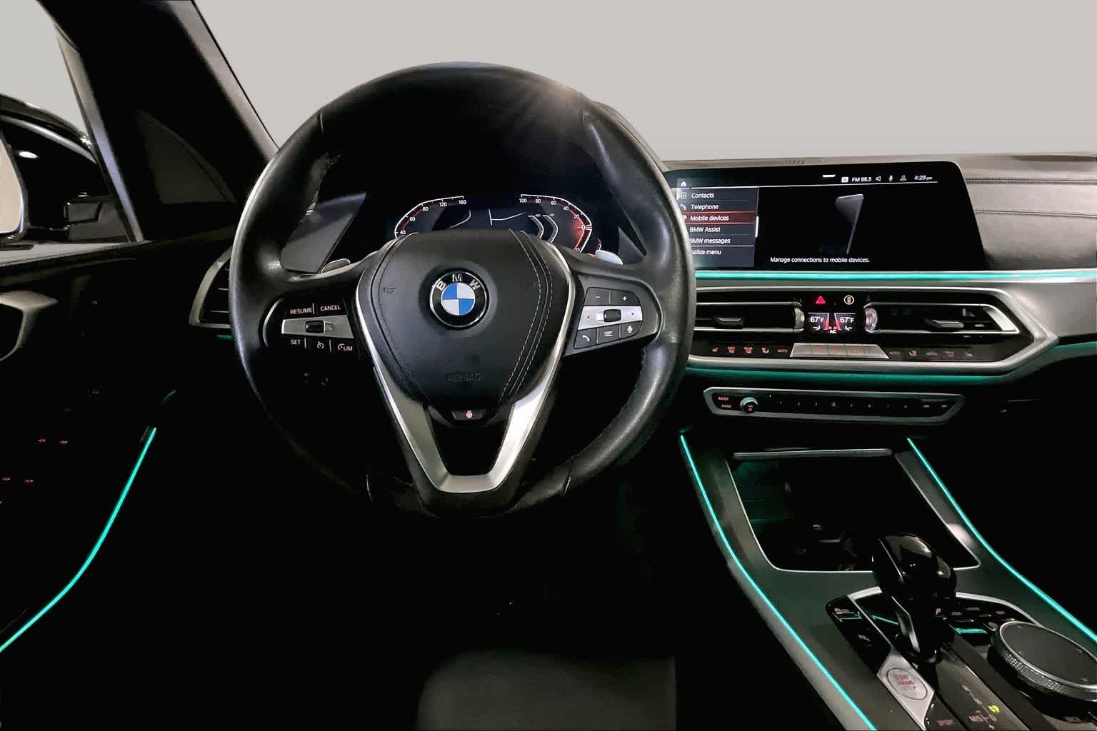 Used 2022 Jet Black BMW xDrive40i image 5