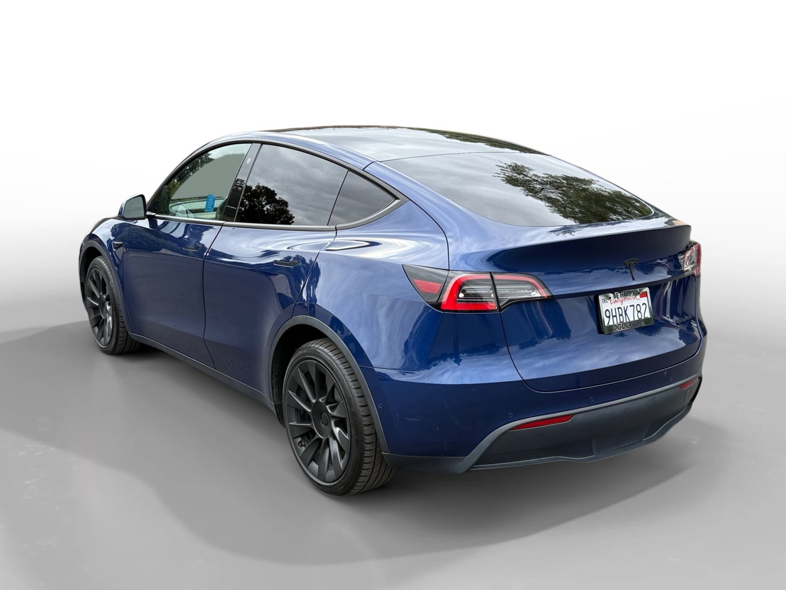 Used 2021 Deep Blue Metallic Tesla Long Range image 3