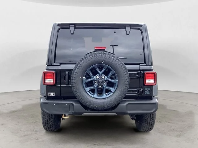 New 2026 Black Clearcoat Jeep 4-DOOR 85TH ANNIVERSARY EDITION image 5