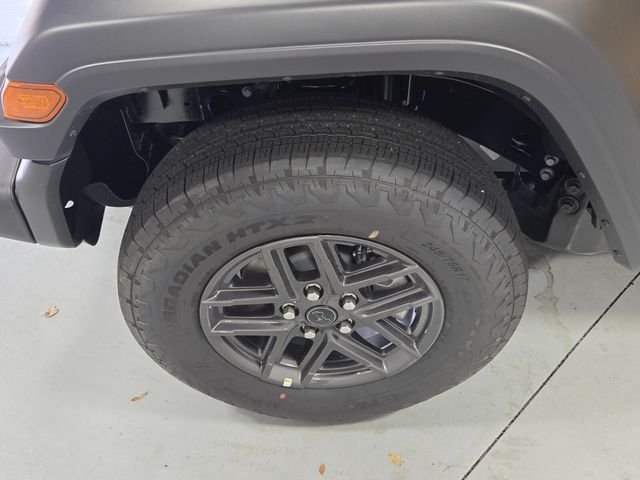 New 2026 Goldilocks Exterior Paint Jeep Sport S image 16