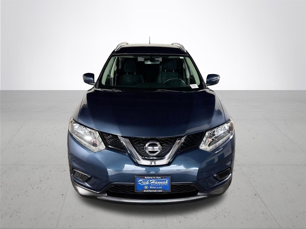 Used 2016 Blue Nissan S image 3