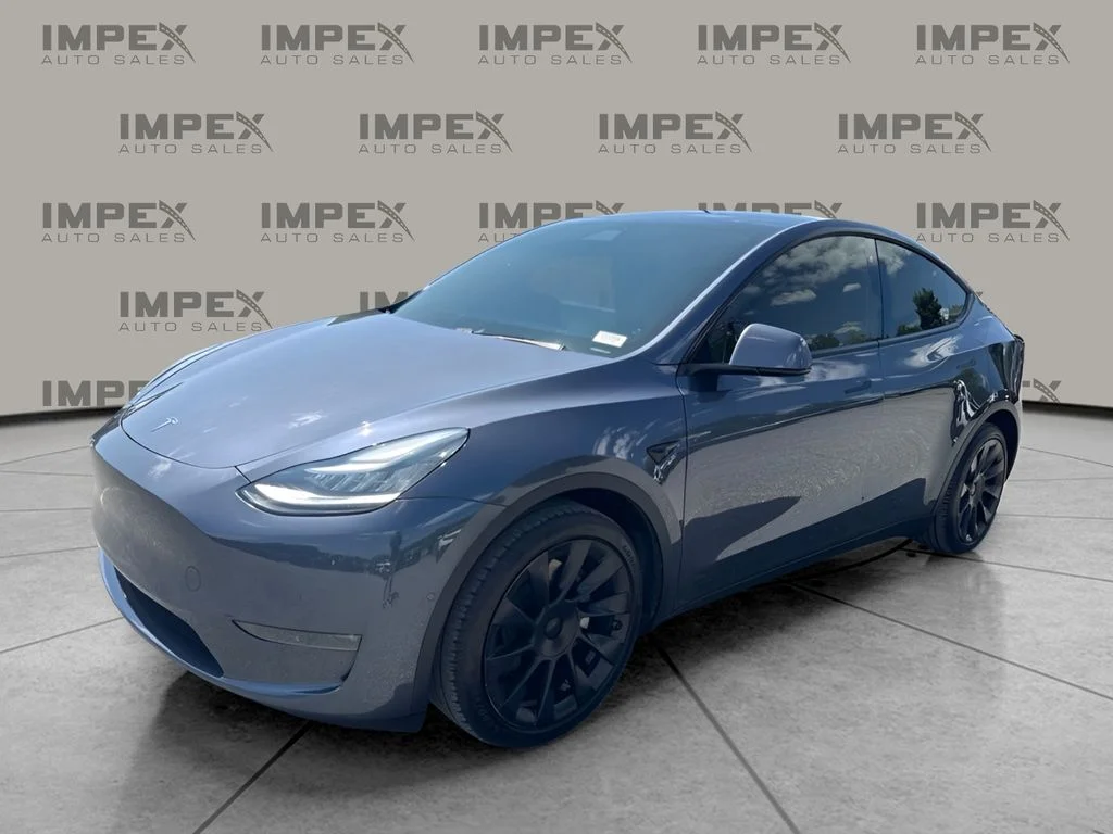 Used 2020 Gray Tesla Long Range image 1