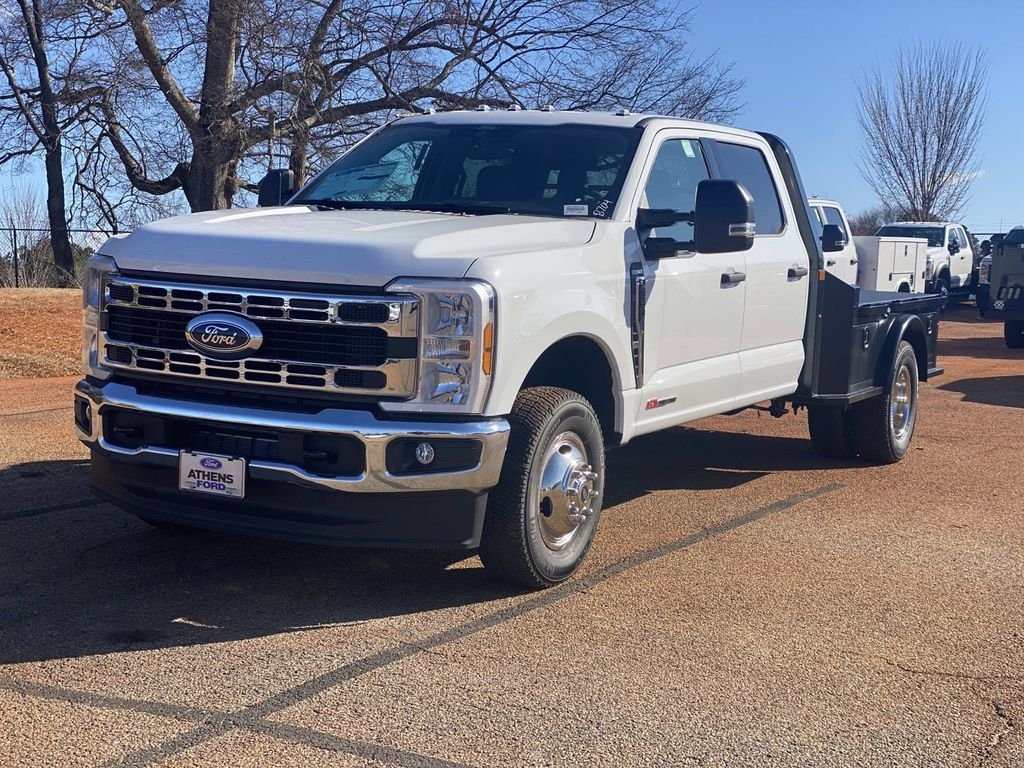New 2026 Oxford White Ford F-350® XLT image 6