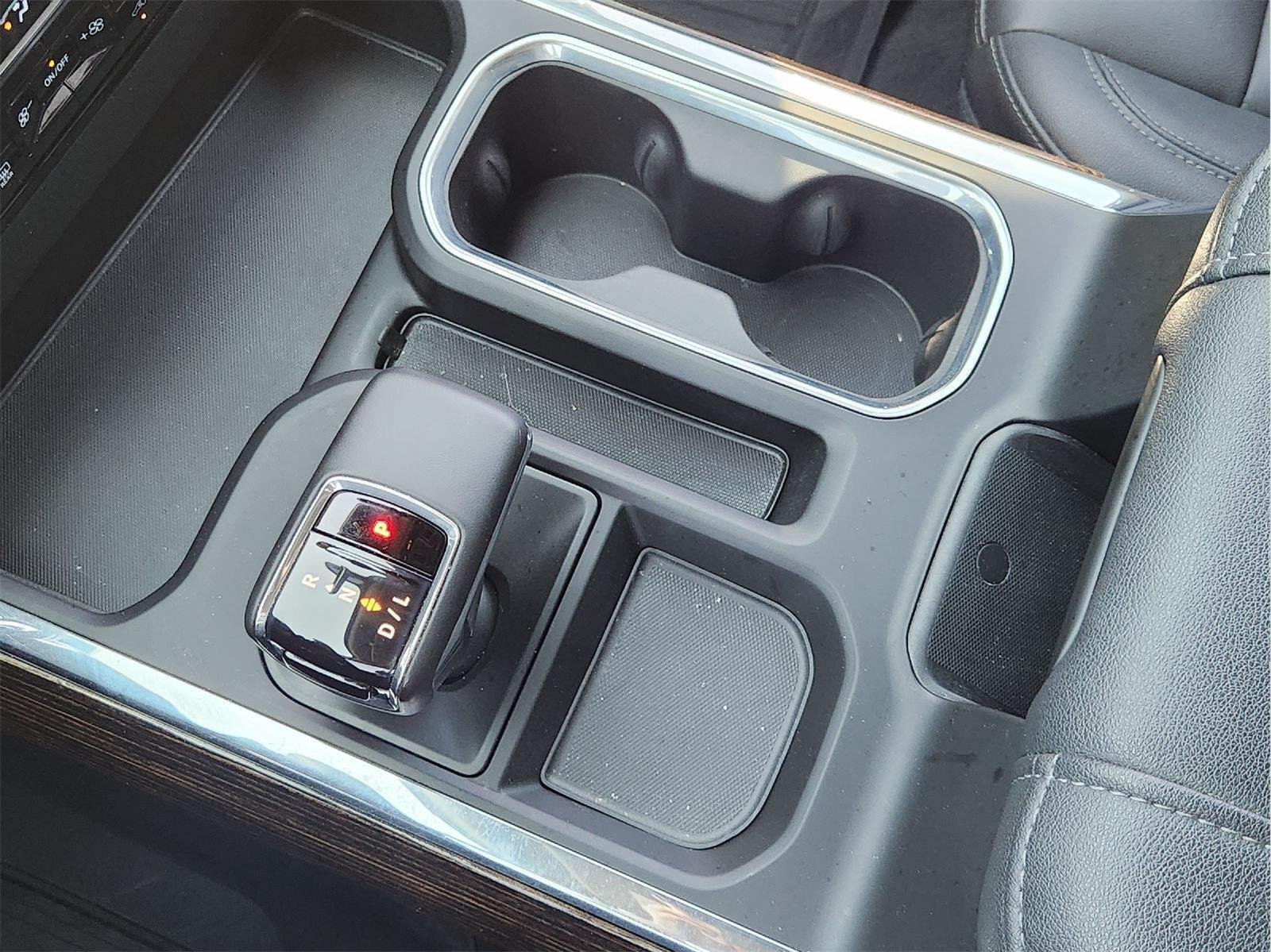 2024 GMC Sierra 1500 photo 18 of 31