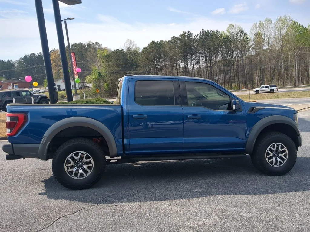 Used 2022  Ford Raptor image 4