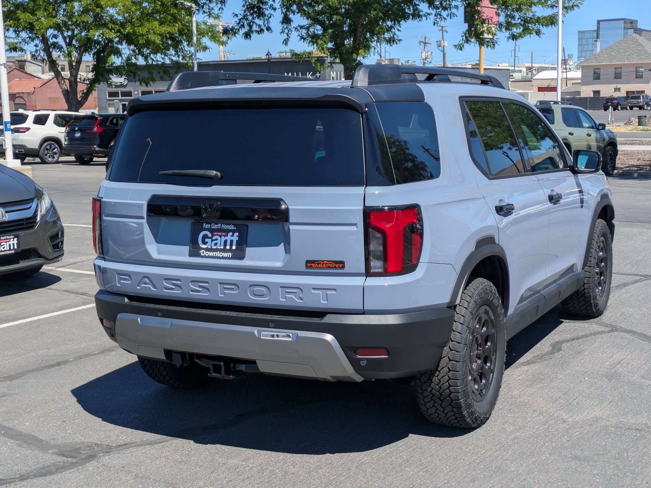New 2026 Sonic Gray Pearl Honda TrailSport Elite Blackout image 3