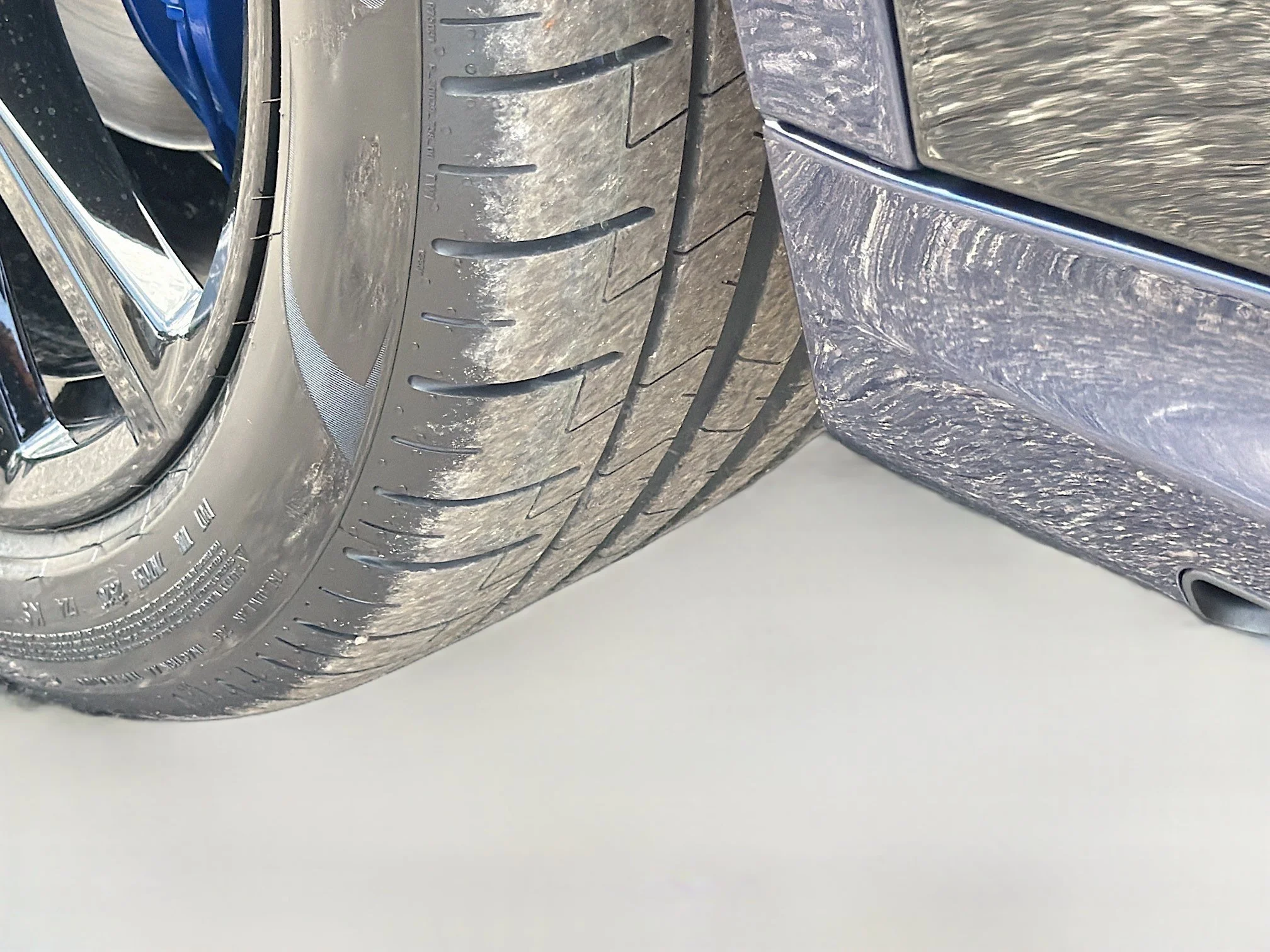 New 2027 Tanzanite Blue II Metallic BMW M60i image 44