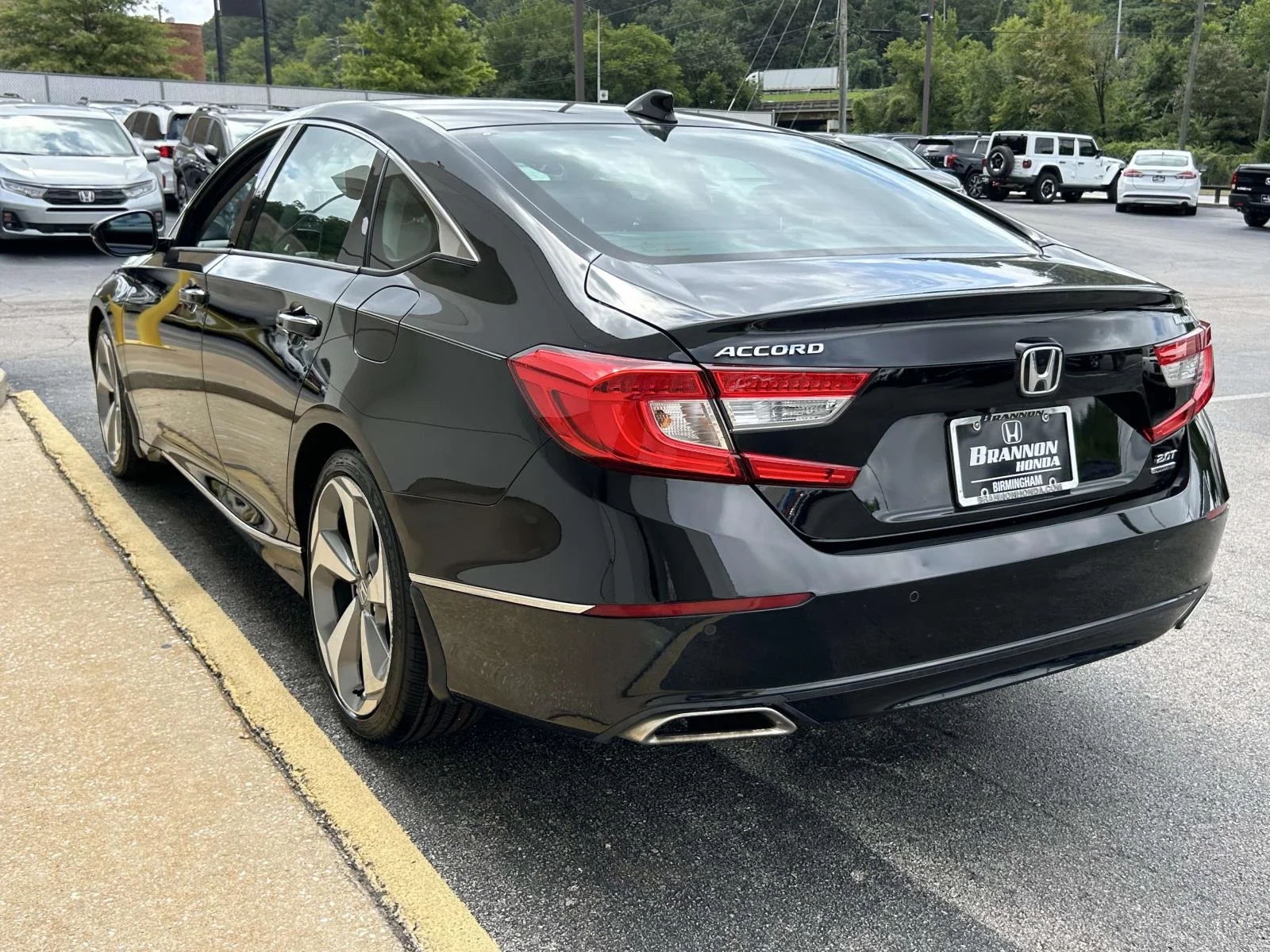 Certified Used 2019 Black Honda Touring 2.0T Auto image 3