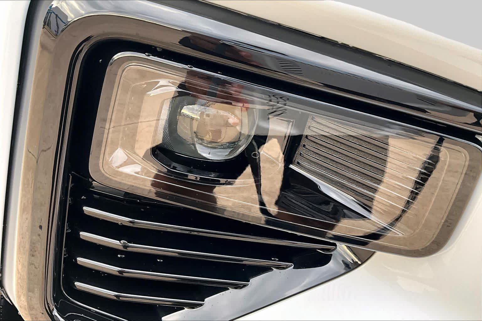 2027 Chevrolet Traverse RS - Photo 15