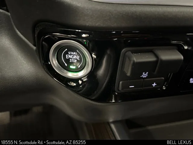 Used 2022 Blue Chevrolet RST image 27