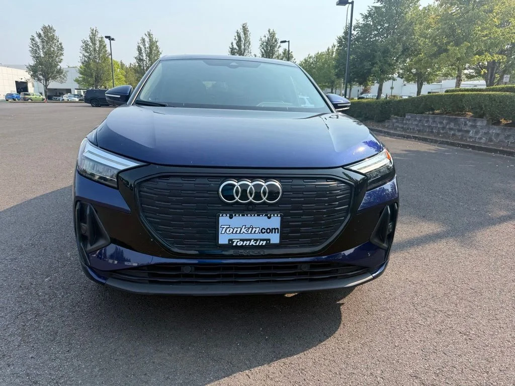 Used 2023 Navarra Blue Metallic Audi Premium image 2