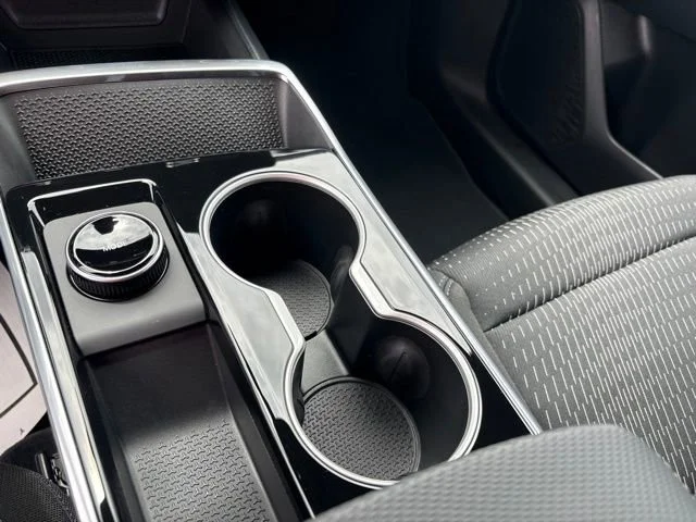 2026 Chevrolet Equinox LT - Photo 28
