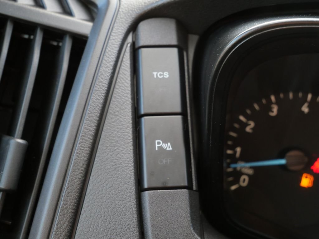 Used 2015 White Ford Base image 25